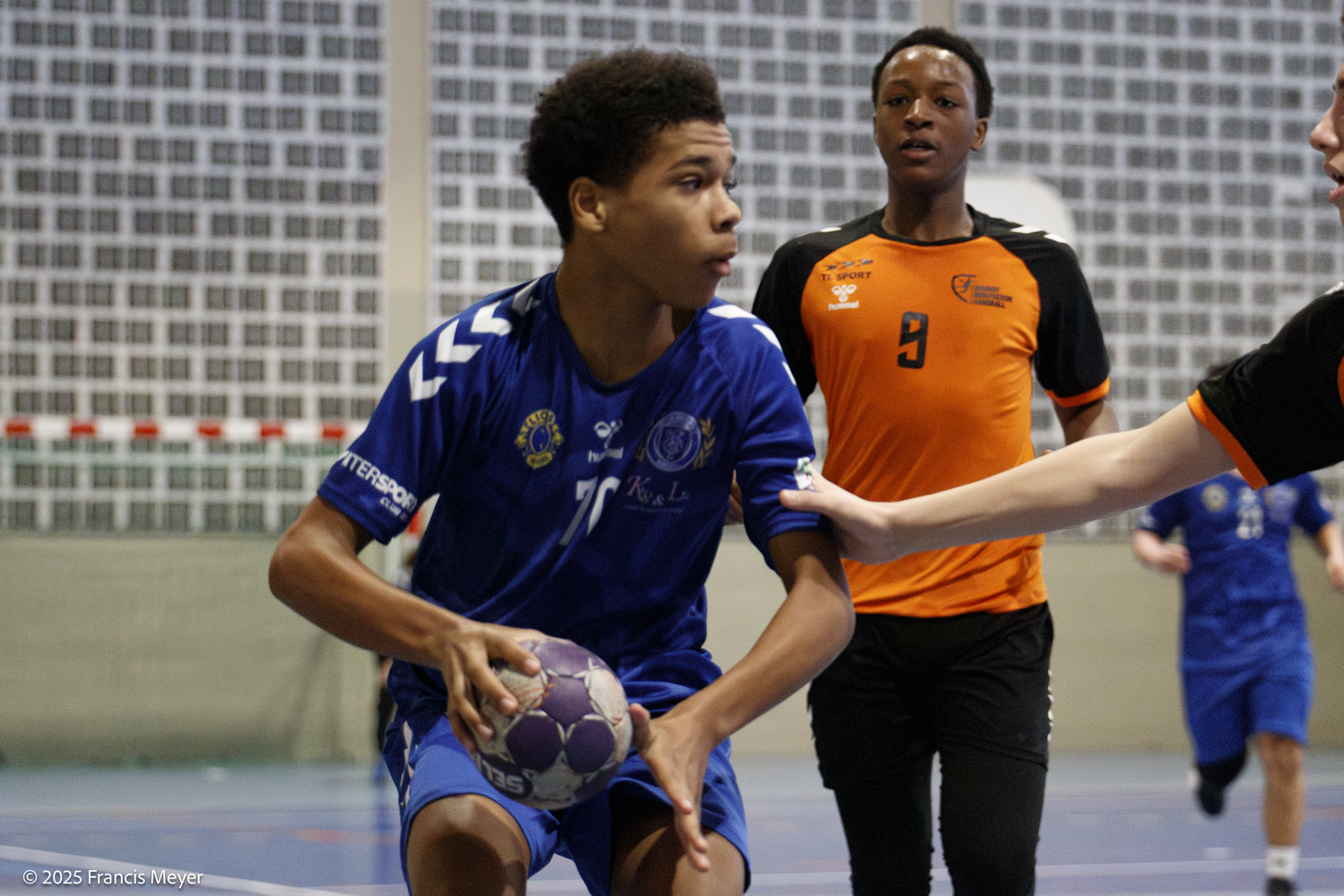 Confiance aux (plus) jeunes…