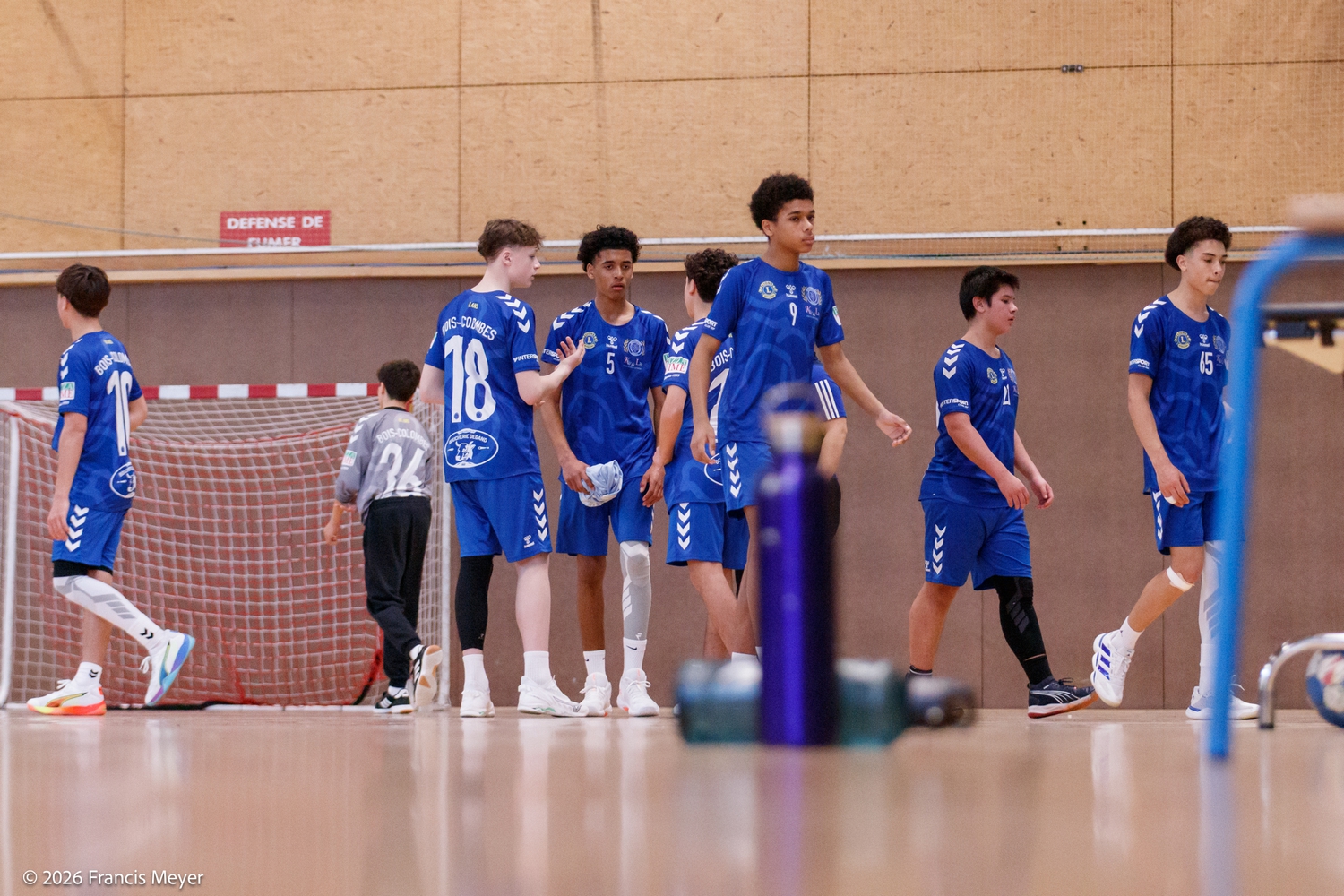 Les yeux dans les yeux…